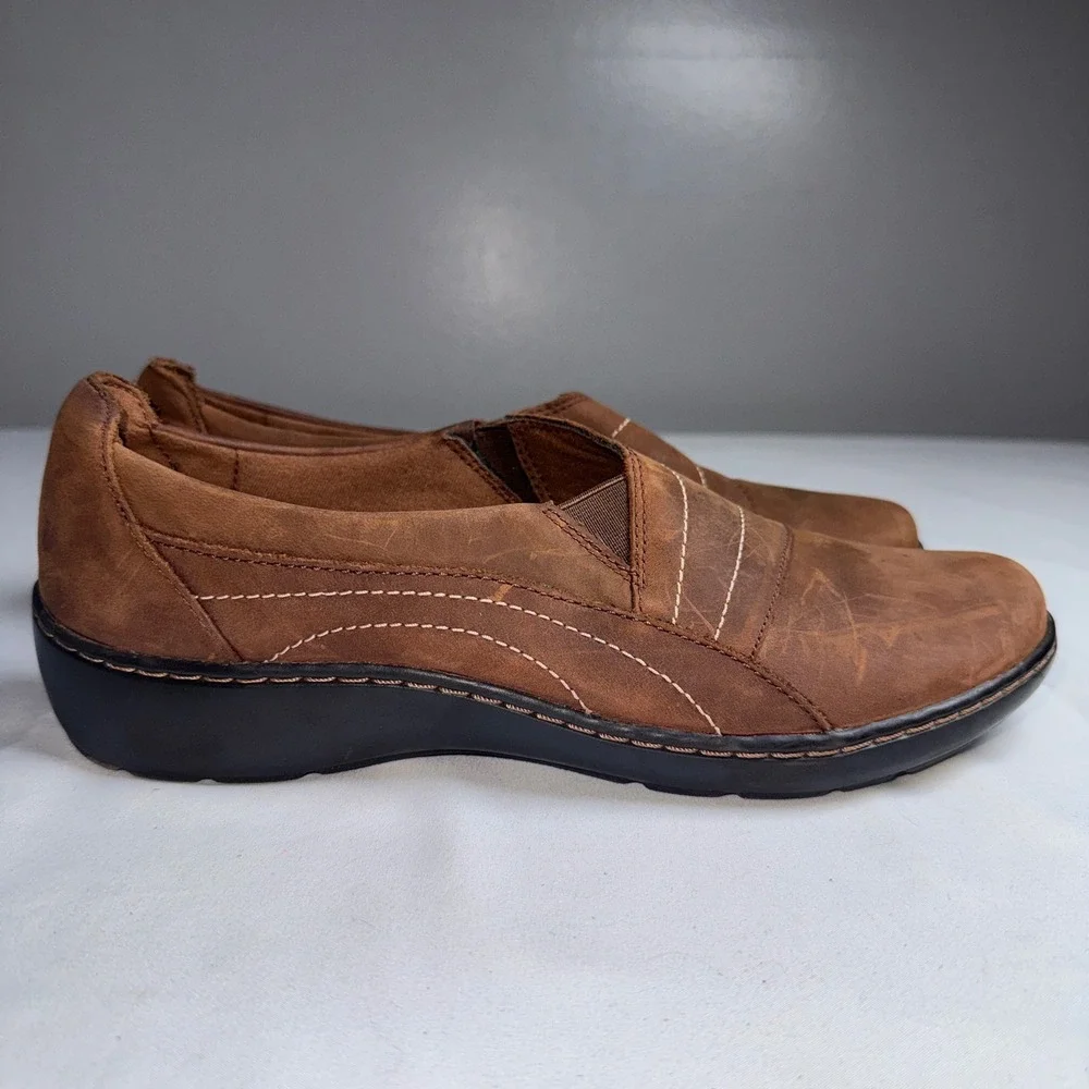 Clarks Collection Brown Leather Slip On Loafers Womens 9.5 M Comfort Office